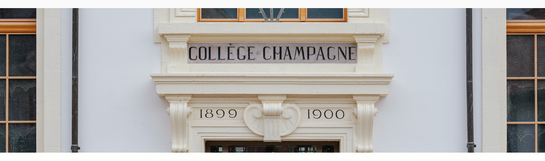 Central banner to separate sections of the Cabinet du Collège website