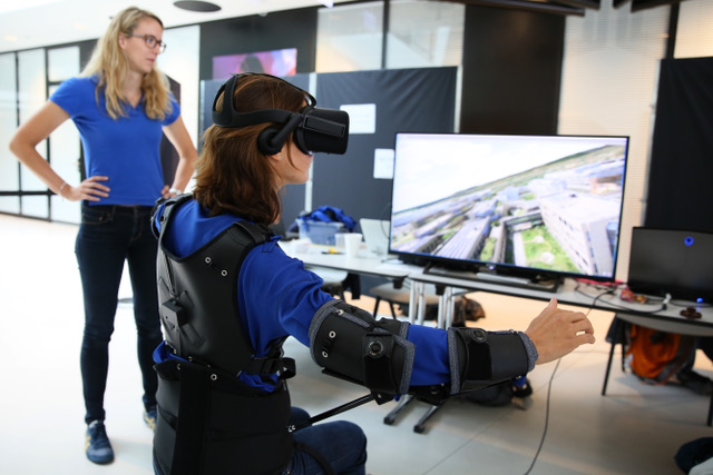 Photo of the FlyJacket during a demo